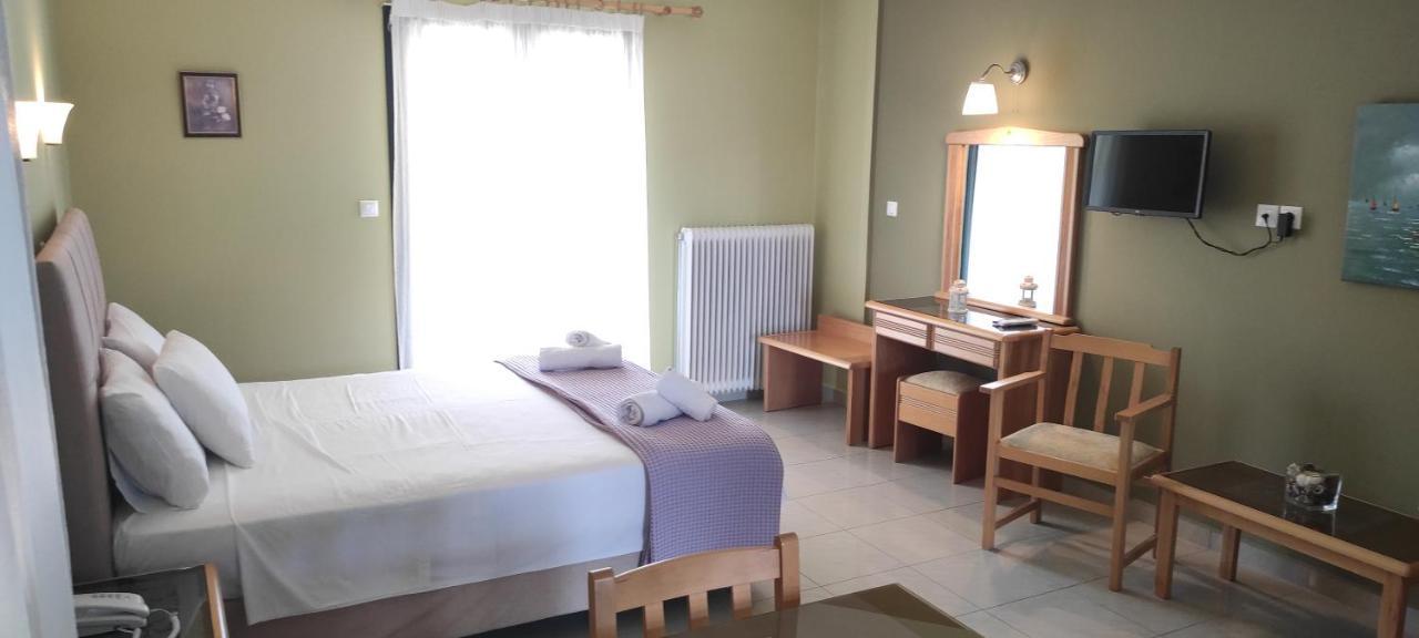 Hotel Patelis Пулітра Екстер'єр фото