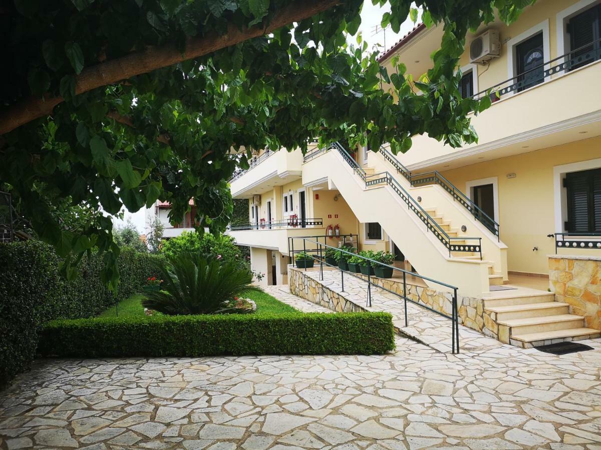 Hotel Patelis Пулітра Екстер'єр фото